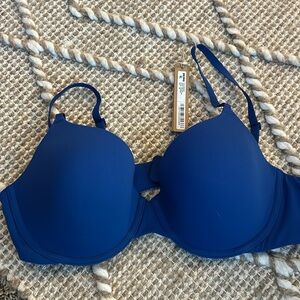 SKIMS FITS EVERYBODY Underwire T-shirt DemiBra 30C NWT SAPPHIRE LIMITED EDITION